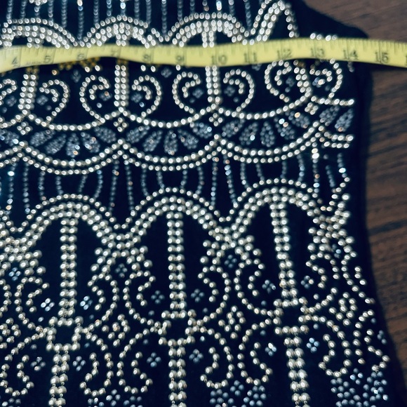 Banjul Black and White Patterned Midi Dress - Picture 6 of 7